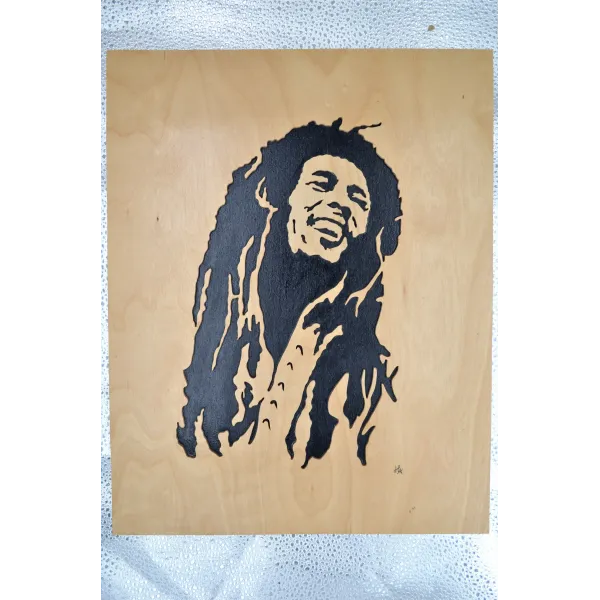 Painting Bob Marley scotched Finnish birch plywood 5 ply - Au Bois Enchanté