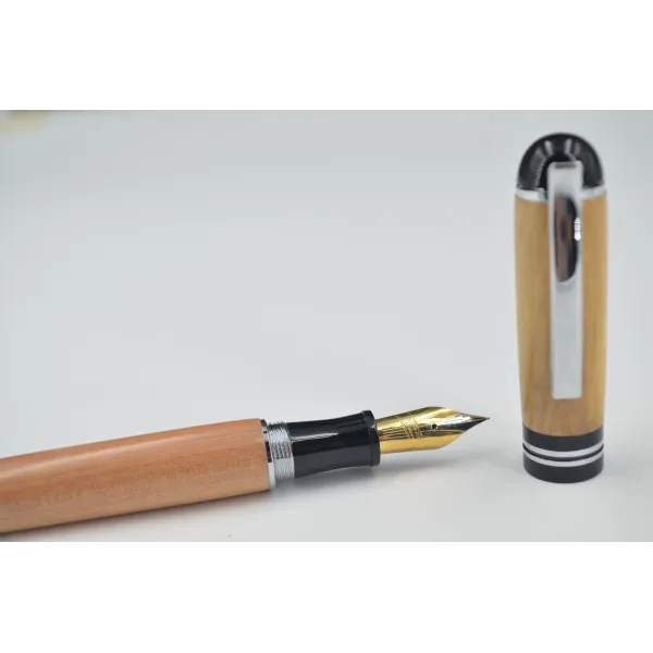 Arnaud feather pen in cade wood Cade wood - Au Bois Enchanté