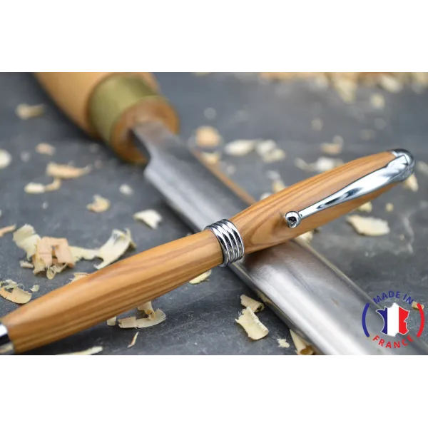 Olivier's wooden Eva ball pen Olive wood - Au Bois Enchanté