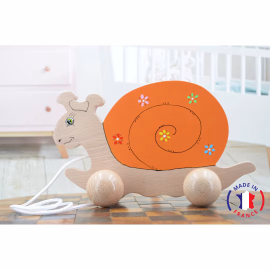 Wooden snail to pull Beech Wood - Au Bois Enchanté
